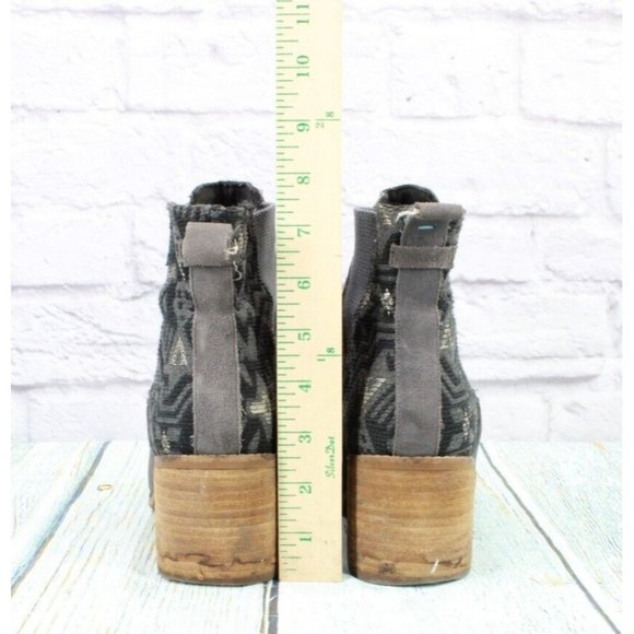 Toms Gray Suede Slip On Block Heel Chelsea Ankle Boots Size 10 - Picture 6 of 9